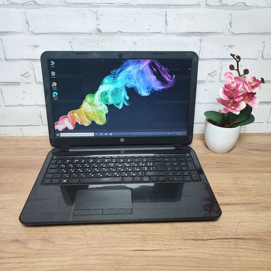 Ноутбук Б/В HP, AMD A6-6310, DDR3 8 GB, SSD 128GB, AMD Radeon R4 1Gb, 15.6"