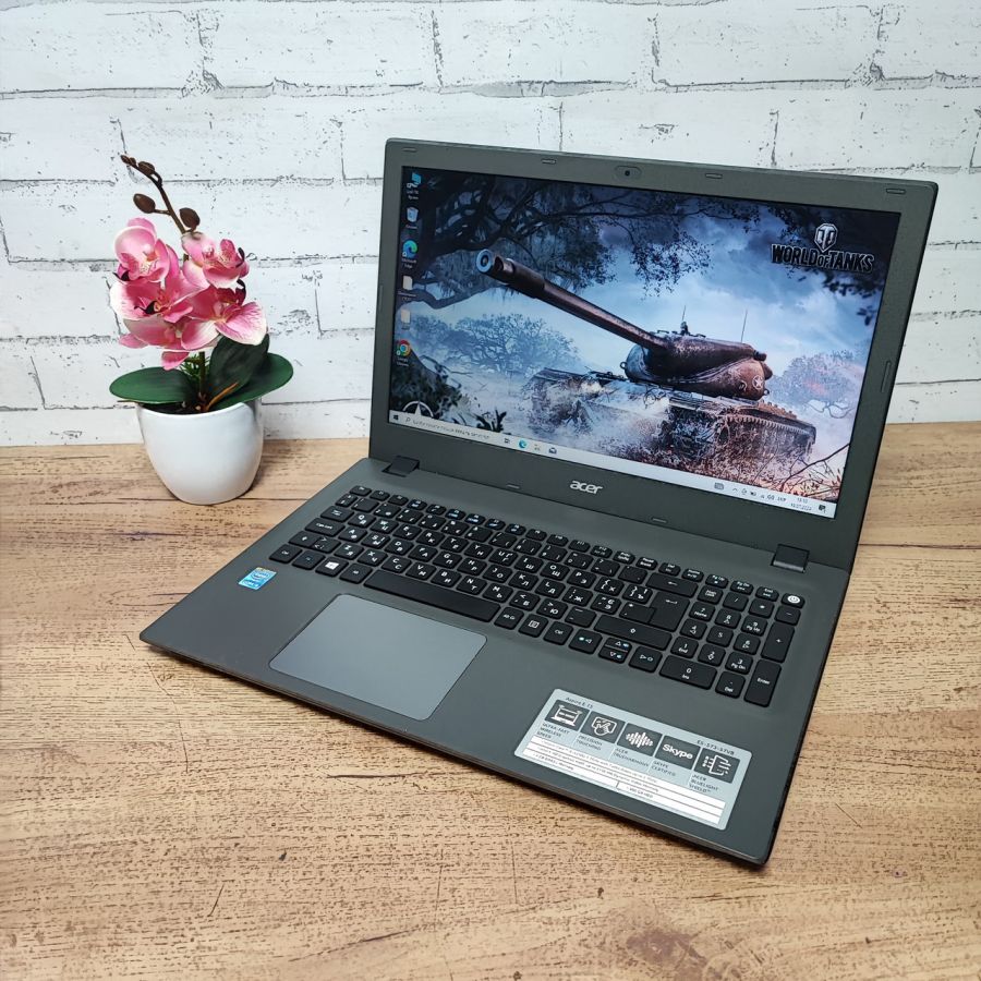 Ноутбук Б/В Acer Aspire E5-573, Intel Core i7-5500U, DDR3 8 GB, SSD 256GB, NVIDIA GeForse 920M 2Gb, 15.6"