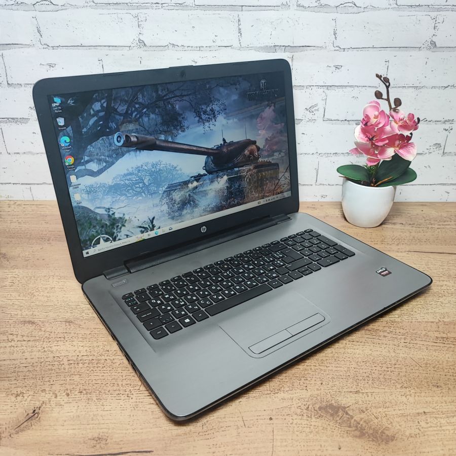 Ноутбук Б/В HP 17-Y080NO, AMD A8-7410, DDR3 8 GB, SSD 256GB, AMD Radeon R5 1Gb, 17.3"
