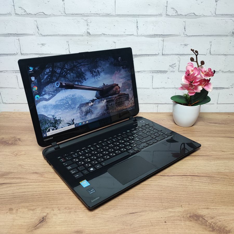 Ноутбук Б/В Toshiba Satellite L50-B-1R1, Intel Core i7-4510U, DDR3 8 GB, SSD 128GB, 15.6" HD