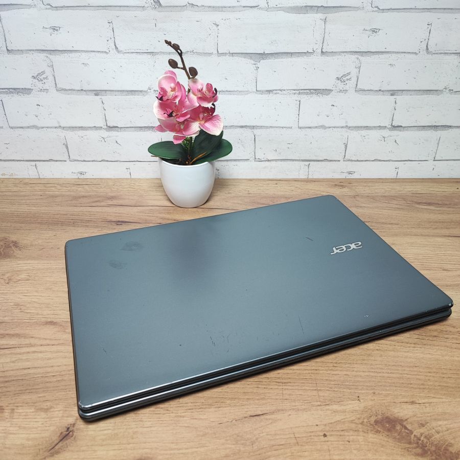 Ноутбук Б/В Acer Aspire E5-771, Intel Core i5-4210U, DDR3 8 GB, SSD 256GB, NVIDIA GeForce 820M 2Gb, 17"