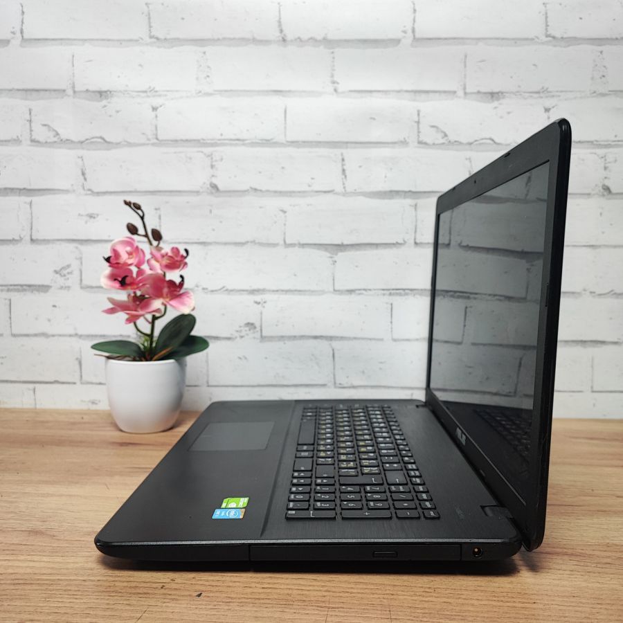 Ноутбук Б/В ASUS X751L, Intel Core i5-4200U, DDR3 12 GB, SSD 128GB, NVIDIA GeForce 820M 2Gb, 17.3"