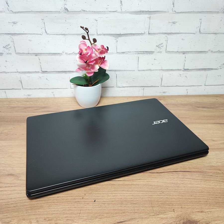 Ноутбук Б/В Acer TravelMate P276, Intel Core i3-4005U, DDR3 8 GB, SSD 128GB, 17.3" HD