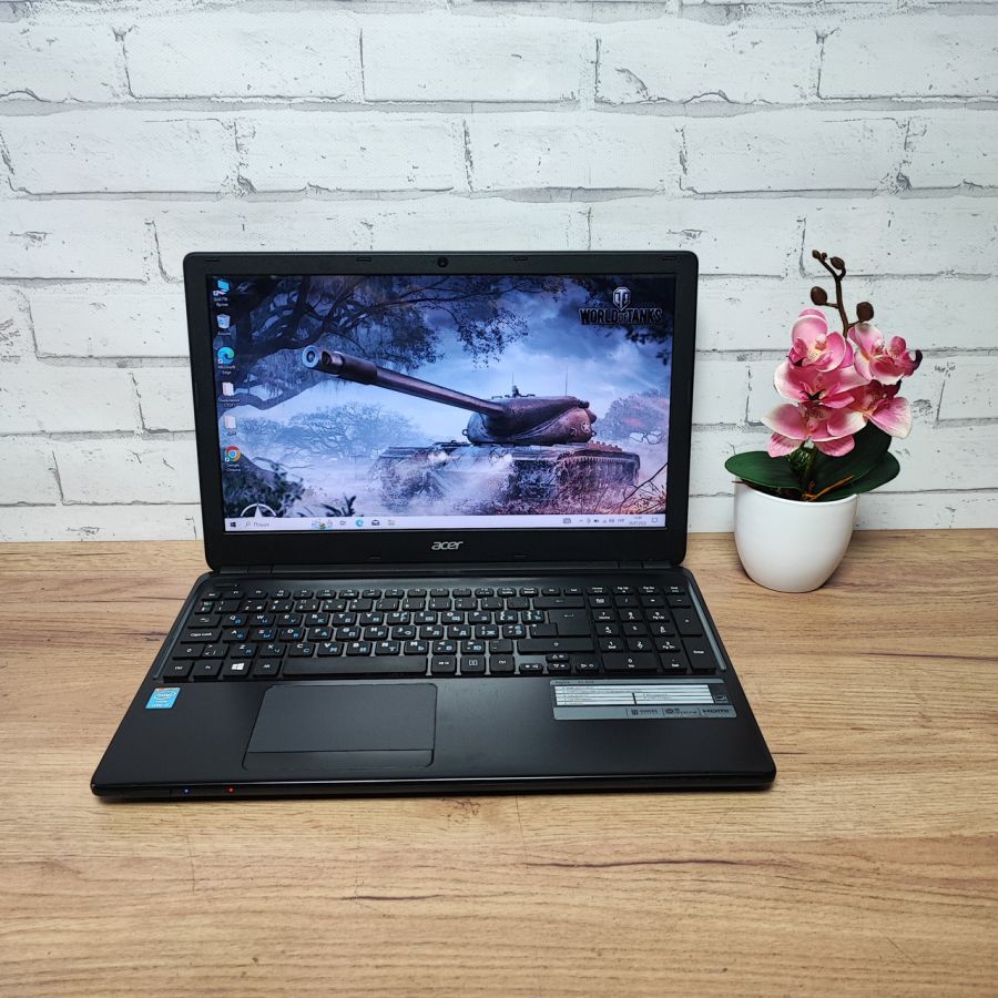 Ноутбук Б/В Acer Aspire E1-572, Intel Core i3-4010U, DDR3 8 GB, SSD 256GB, 15.6" HD