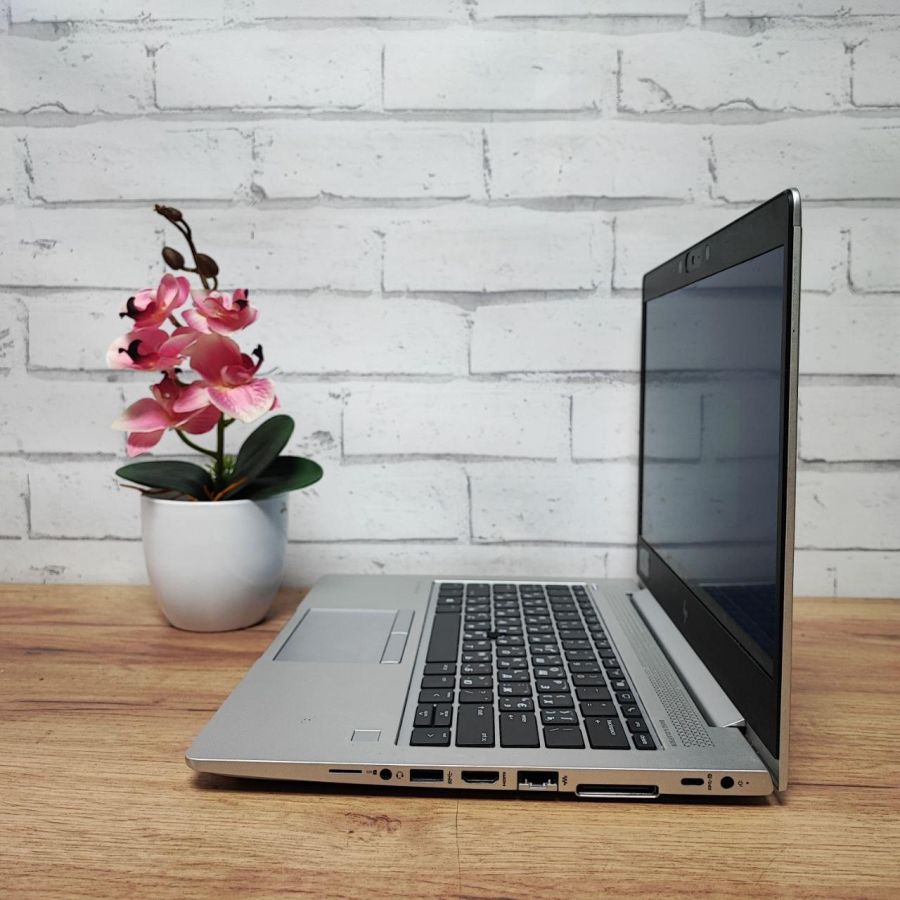 Уцінка! Ноутбук Б/В HP EliteBook 735 G6, AMD Ryzen 3 Pro Mobile 3300U, DDR4 16 GB, SSD 256GB, AMD Radeon Vega, 13" Full HD