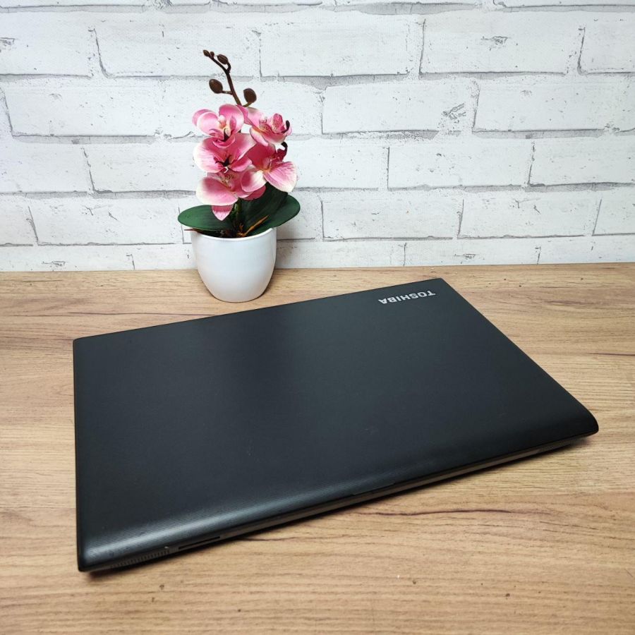 Ноутбук Б/В Toshiba Tecra W50-A-10G, Intel Core i7-4800MQ, DDR3 32 GB, SSD 256GB, NVIDIA Quadro K2100M 2Gb, 15.6" Full HD