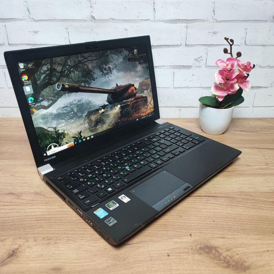 Ноутбук Б/В Toshiba Tecra W50-A-10G, Intel Core i7-4800MQ, DDR3 32 GB, SSD 256GB, NVIDIA Quadro K2100M 2Gb, 15.6" Full HD