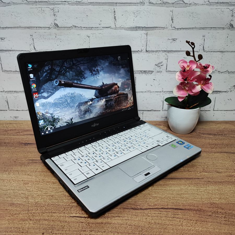 Ноутбук Б/В Fujitsu S761, Intel Core i5-2520M, DDR3 8 GB, SSD 128GB, 13.3" HD