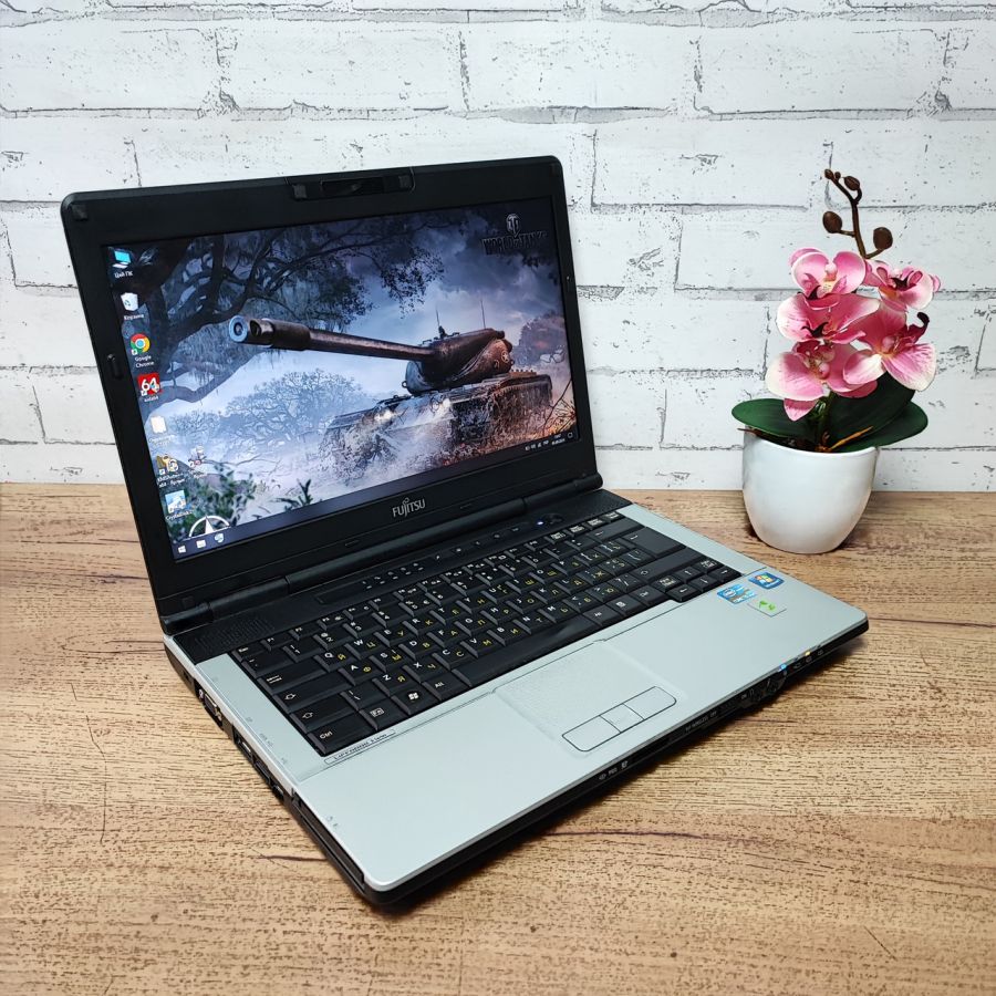 Ноутбук Б/В Fujitsu S781, Intel Core i5-2540M, DDR3 8 GB, SSD 128GB, 13.3" HD