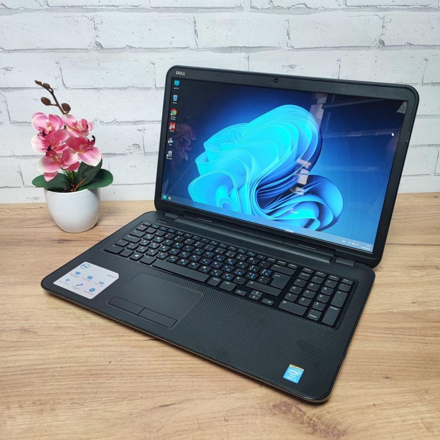 Ноутбук Б/В Dell Inspiron 17 37-37, Intel Core i3-4010U, DDR3 8 GB, SSD 256GB, 17.3" HD