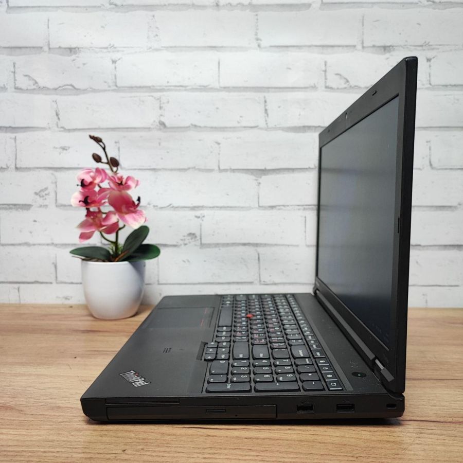 Ноутбук Б/В Lenovo T540P, Intel Core i5-4300M, DDR3 8 GB, SSD 256GB, 15.6" HD