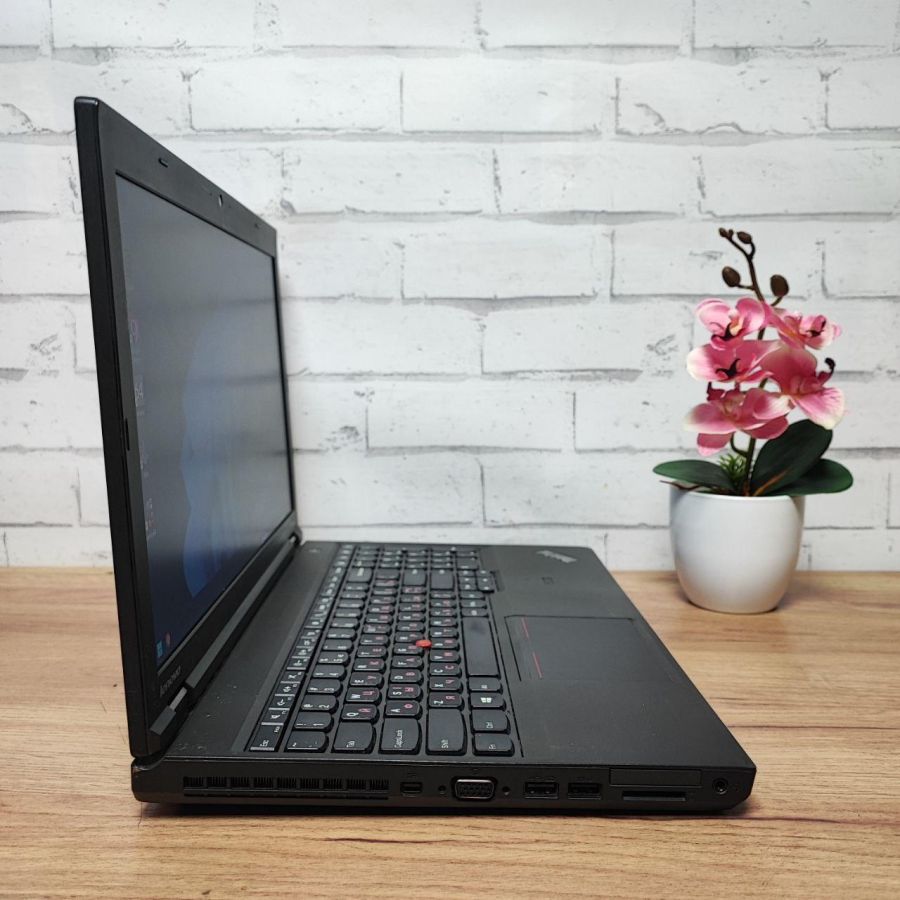 Ноутбук Б/В Lenovo T540P, Intel Core i5-4300M, DDR3 8 GB, SSD 256GB, 15.6" HD