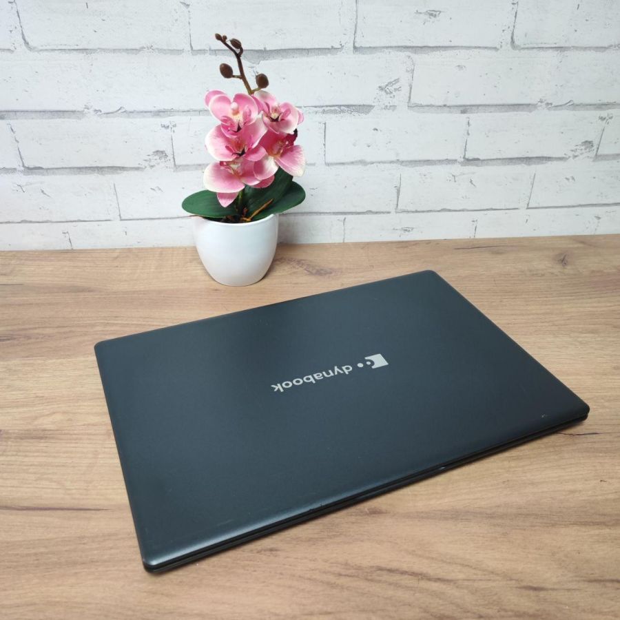 Ноутбук Б/В Toshiba Satellite PRO C50-H-101, Intel Core i5-1035G7, DDR4 16 GB, SSD 512GB, 15.6" Full HD
