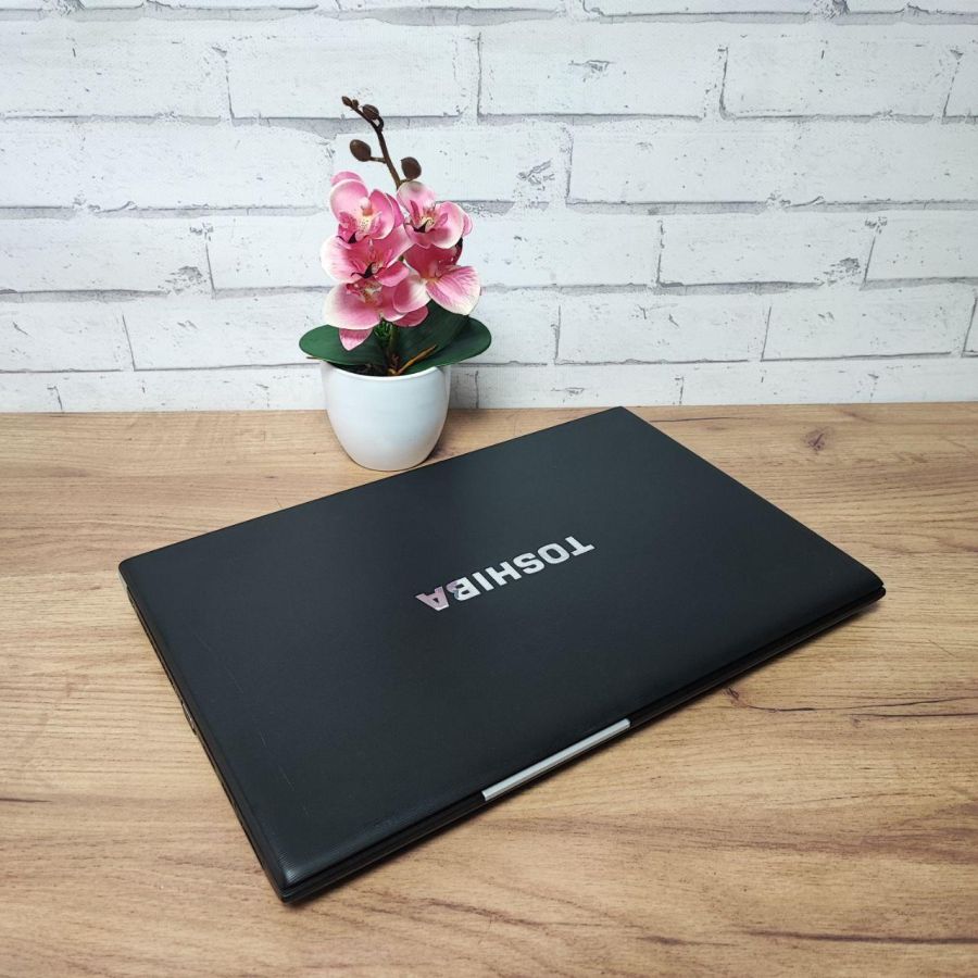 Ноутбук Б/В Toshiba Tecra R950-1DN, Intel Core i5-3230M, DDR3 8 GB, SSD 128GB, 15.6" HD