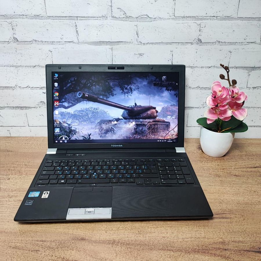 Ноутбук Б/В Toshiba Tecra R950-1DN, Intel Core i5-3230M, DDR3 8 GB, SSD 128GB, 15.6" HD