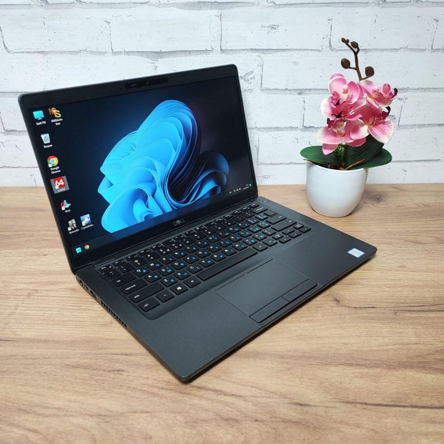Ноутбук Б/В Dell Latitude 5400, Intel Core i5-8265U, DDR4 16 GB, SSD 128GB, 14" Full HD Сенсор