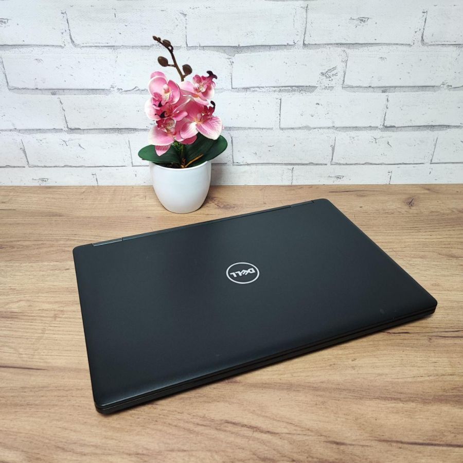 Ноутбук Б/В Dell Latitude 5580, Intel Core i5-6300U, DDR4 16 GB, SSD 256GB, 15.6" HD