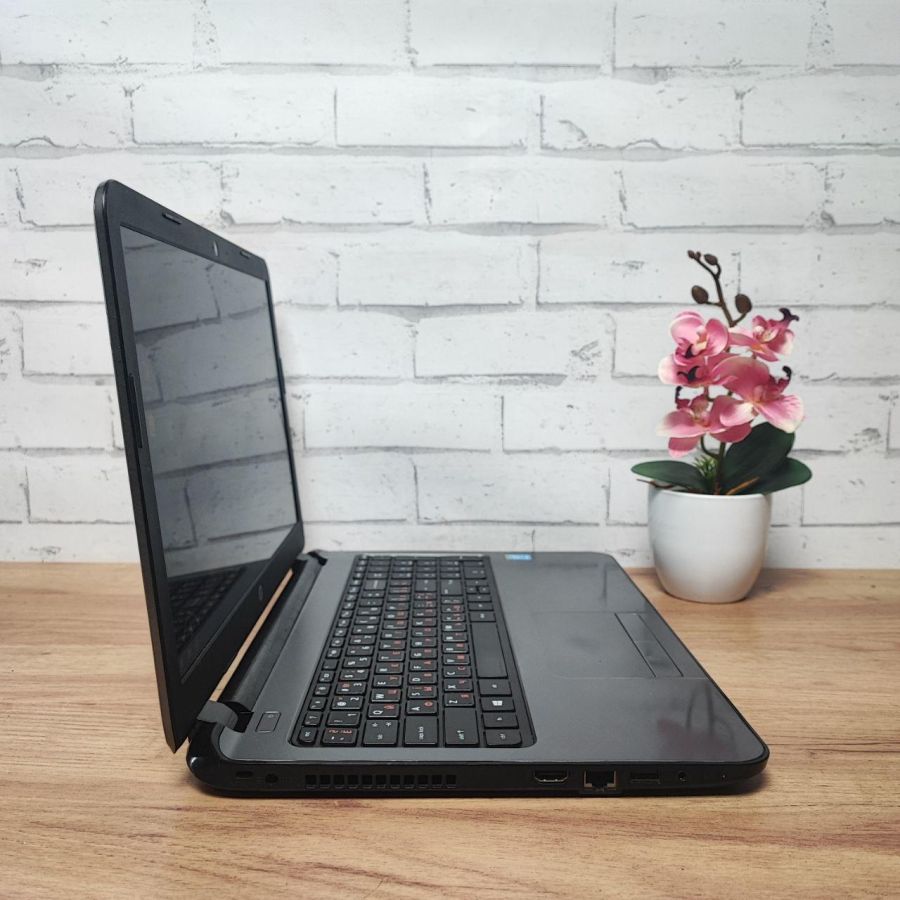 Ноутбук Б/В HP 15-R182ND, Intel Core i3-4005U, DDR3 8 GB, SSD 128GB, 15.6" HD