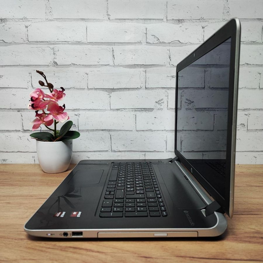 Ноутбук Б/В HP ProtectSmart, AMD A8-6410, DDR3 8 GB, SSD 256GB, AMD Radeon R5 1Gb, 15.6"