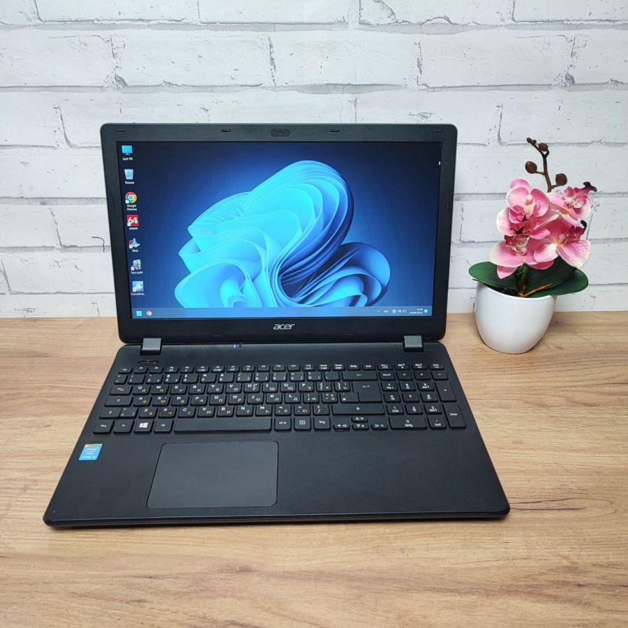 Ноутбук Б/В Acer ES1-571, Intel Core i5-4200U, DDR3 8 GB, SSD 128GB, 15.6" HD