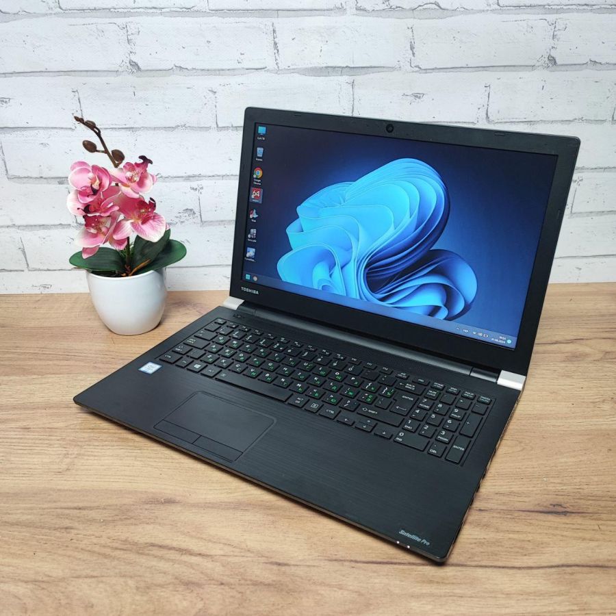 Ноутбук Б/В Toshiba Satellite Pro A50-C, Intel Core i7-6500U, DDR3 16 GB, SSD 256GB, 15.6" Full HD
