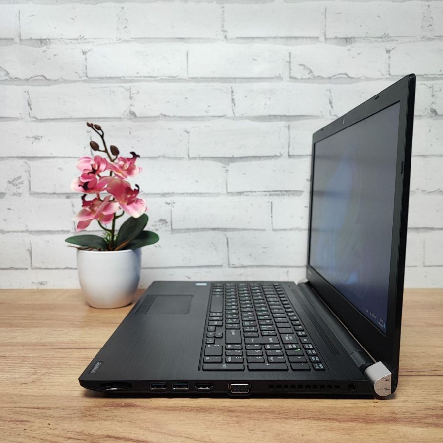 Ноутбук Б/В Toshiba Satellite Pro A50-C, Intel Core i7-6500U, DDR3 16 GB, SSD 256GB, 15.6" Full HD
