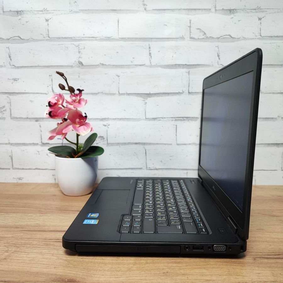 Ноутбук Б/В Dell Latitude E5440, Intel Core i3-4010U, DDR3 8 GB, SSD 128GB, 14" HD