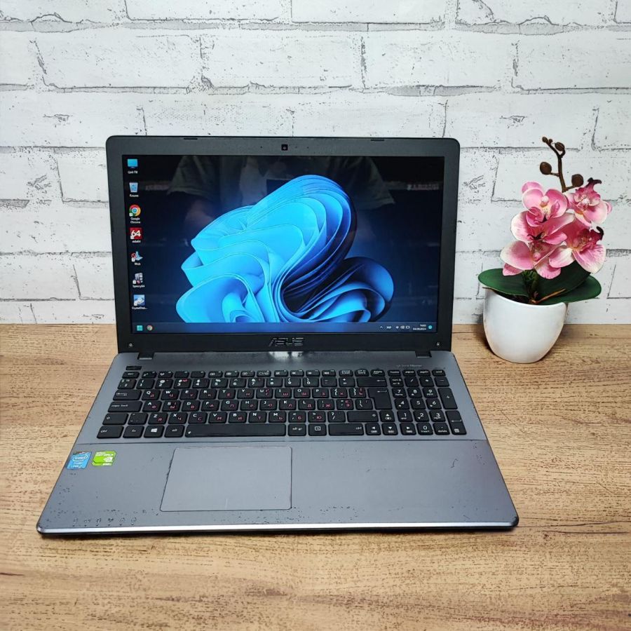 Ноутбук Б/В ASUS X550L, Intel Core i5-4200U, DDR3 12 GB, SSD 256GB, NVIDIA GeForce 840M 2Gb, 15.6"