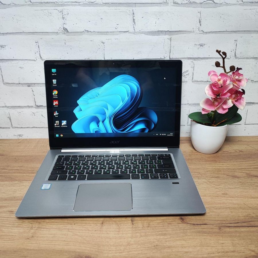 Ноутбук Б/В Acer N17P3, Intel Core i3-7100U, DDR4 4 GB, SSD 256GB, 14" Full HD Сенсор