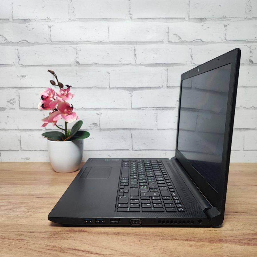 Ноутбук Б/В Toshiba Satellite Pro R50-B-10T, Intel Core i5-4210, DDR3 8 GB, SSD 128GB, 15.6" HD