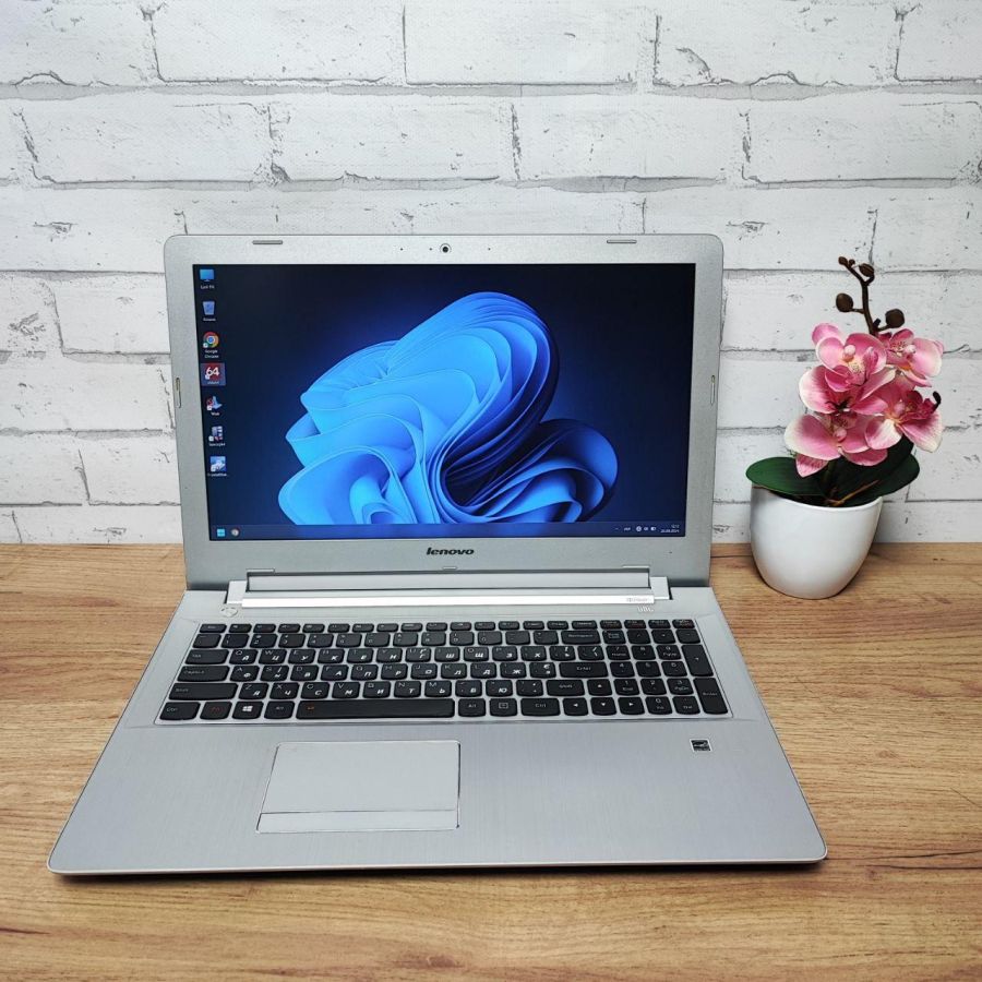 Ноутбук Б/В Lenovo IdeaPad 500, AMD A8-8600P, DDR3 8 GB, SSD 256GB, AMD Radeon R6, 15.6" Full HD