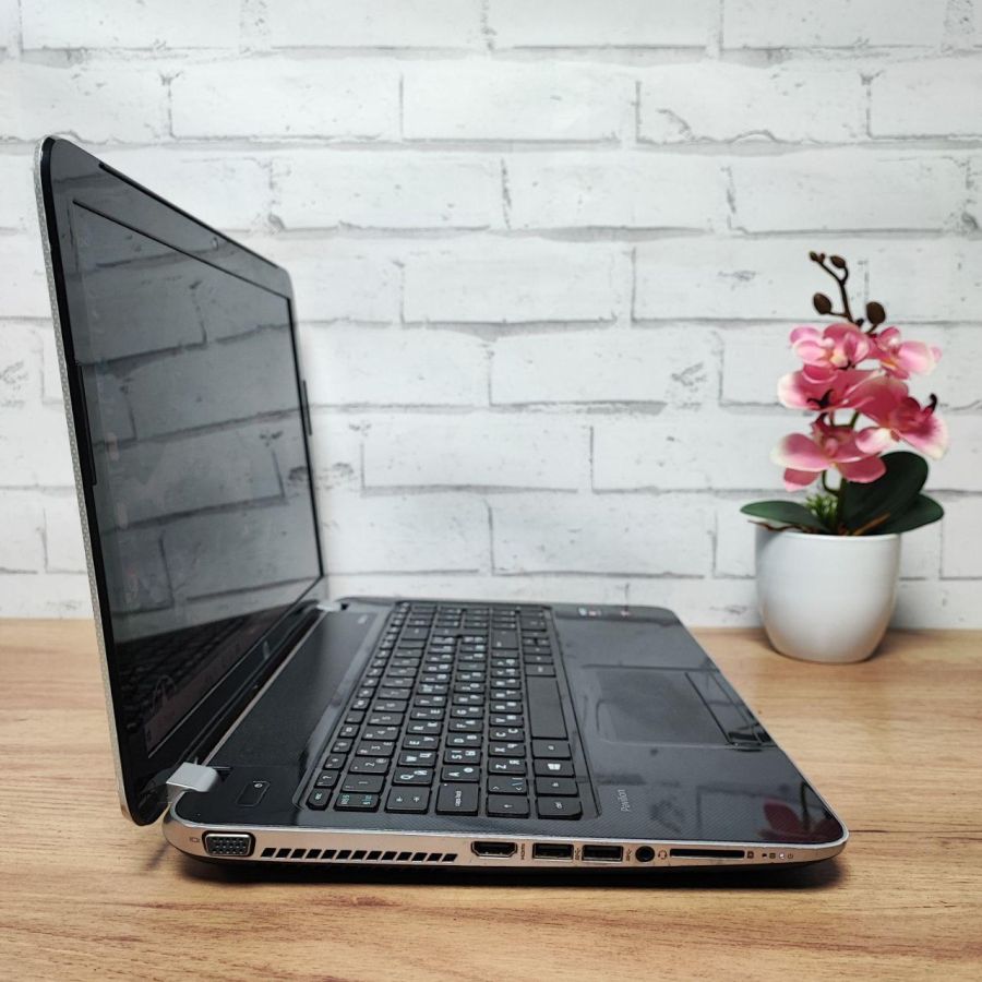 Ноутбук Б/В HP ProtectSmart, AMD A8-5550M, DDR3 8 GB, SSD 256GB, AMD Radeon HD 8550G, 15.6" HD