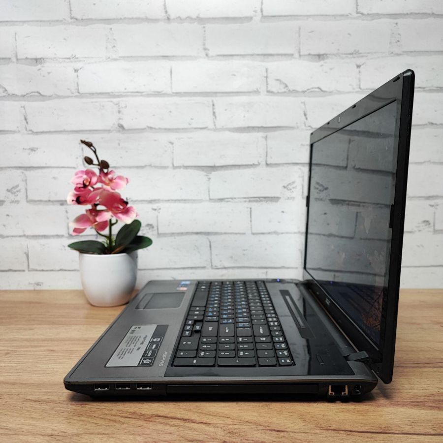 Ноутбук Б/В Acer Aspire 7745G, Intel Core i5-430M, DDR3 8 GB, SSD 128GB + HDD 500GB, AMD Radeon HD 5000 1Gb, 17.3" HD