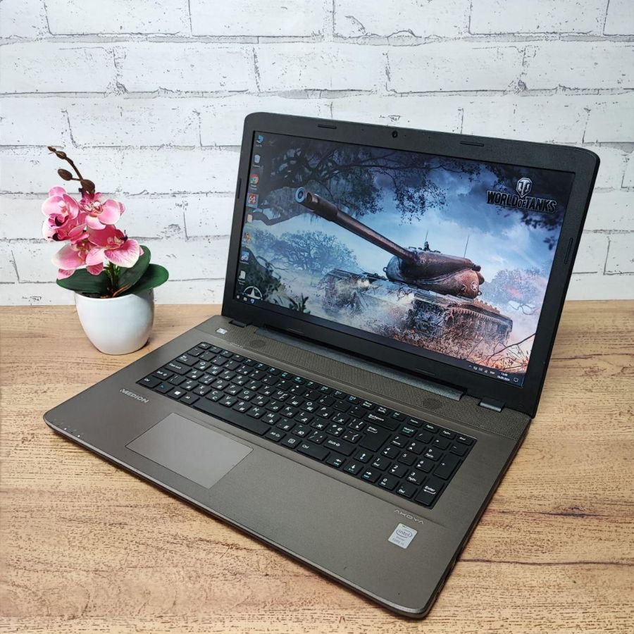 Ноутбук Б/В Medion Akoya E7416, Intel Core i5-5200U, DDR3 8 GB, SSD 256GB, 17.3" HD