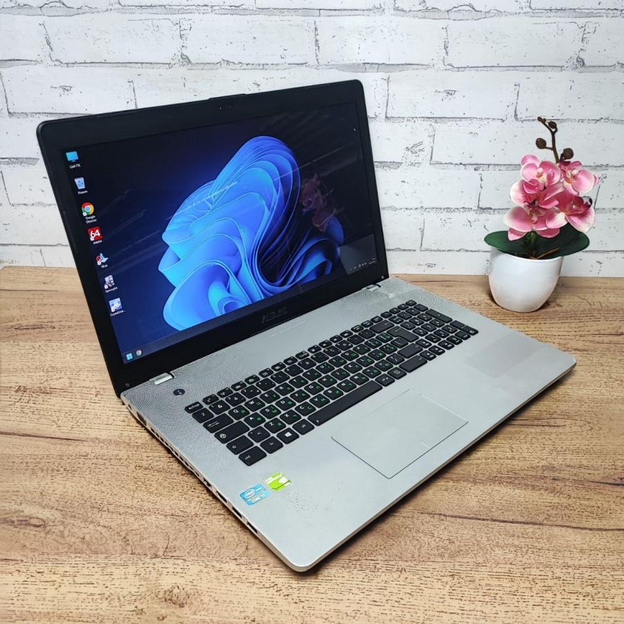 Ноутбук Б/В ASUS N76VB, Intel Core i5-3230M, DDR3 8 GB, SSD 128GB + HDD 500GB, NVIDIA GeForce 740M 2Gb, 17.3"