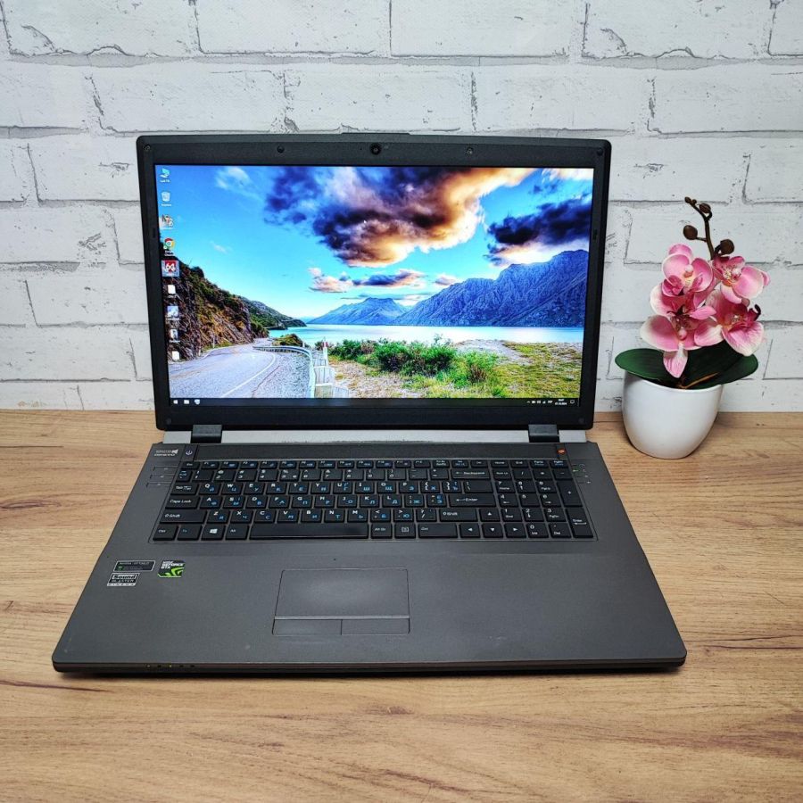 Ноутбук Б/В BTO W370ST, Intel Core i7-4700MQ, DDR3 12 GB, SSD 256GB, NVIDIA GeForce GTX 765M 2Gb, 17" Full HD
