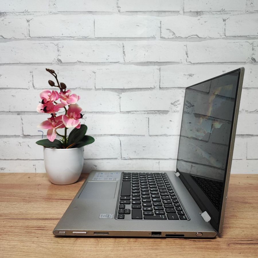 Уцінка! Ноутбук Б/В Dell inspiron819, Intel Core i7-5500U, DDR3 8 GB, SSD 256GB, 13" Full HD Сенсор