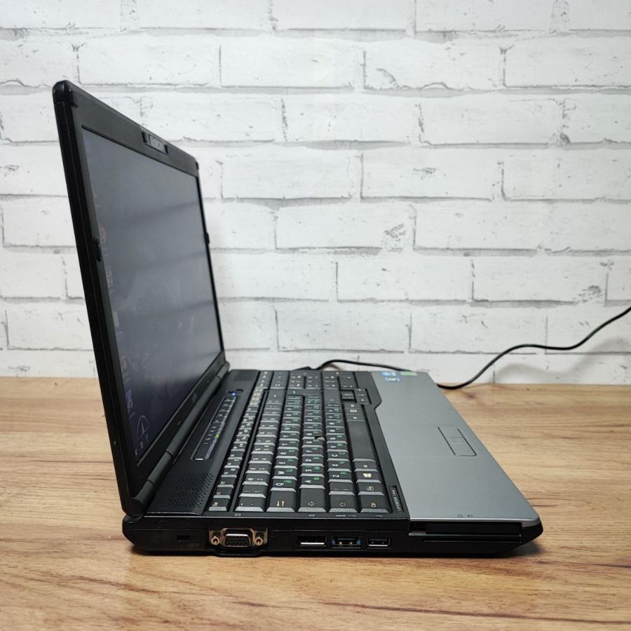 Уцінка! Ноутбук Б/В Fujitsu E782, Intel Core i5-3320M, DDR3 8 GB, SSD 128GB, 15.6" HD