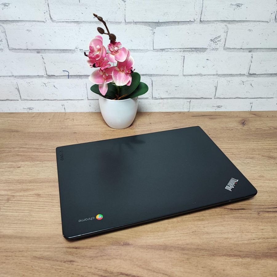 Уцінка! Ноутбук Б/В Lenovoment, Intel Core i3-6300U, DDR3 8 GB, SSD 32GB, 13" Full HD