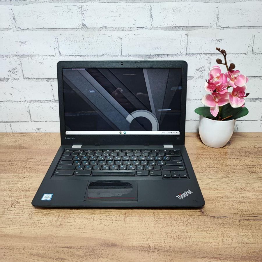 Уцінка! Ноутбук Б/В Lenovoment, Intel Core i3-6300U, DDR3 8 GB, SSD 32GB, 13" Full HD