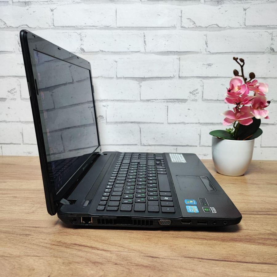 Ноутбук Б/В PackardBell P5WS0, Intel Core i5-2410M, DDR3 8 GB, SSD 180GB, NVIDIA GeForce GT 540M 2Gb, 15.6"