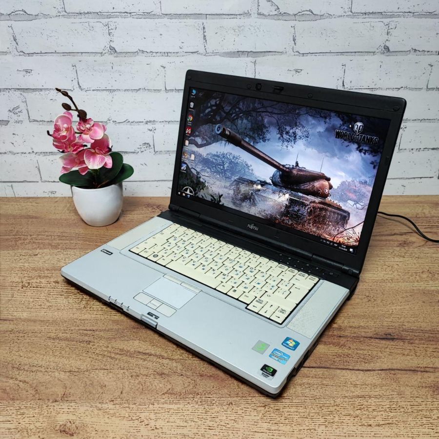Ноутбук Б/В Fujitsu H710, Intel Core i7-2720QM, DDR3 8 GB, SSD 128GB, NVIDIA Quadro 1000M 2Gb, 15.6" Full HD