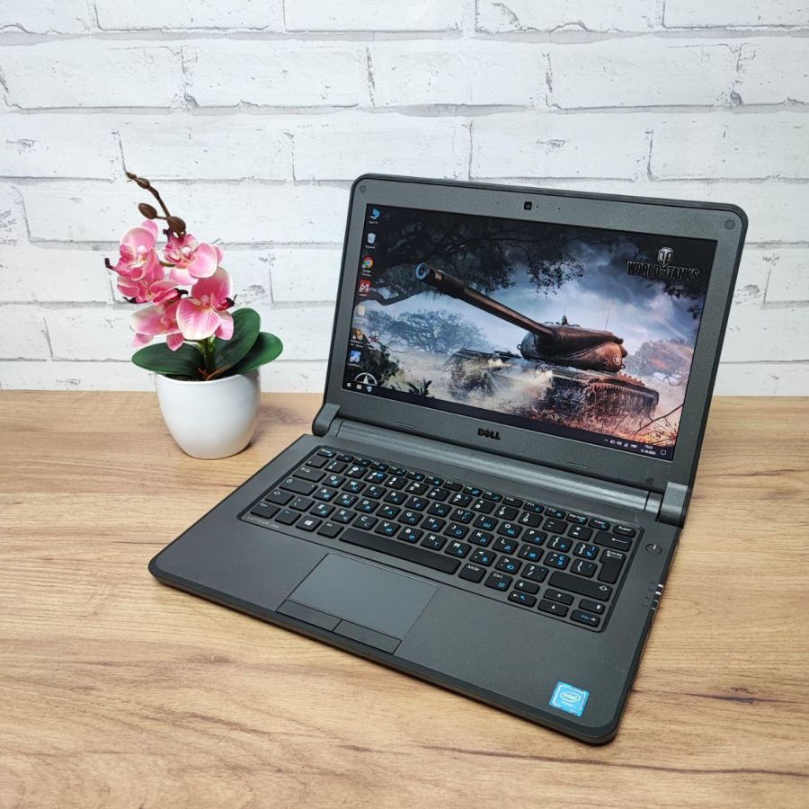 Ноутбук Б/В Dell Latitude E3350, Intel Celeron 3215U, DDR3 8GB, SSD 128GB, 13" HD