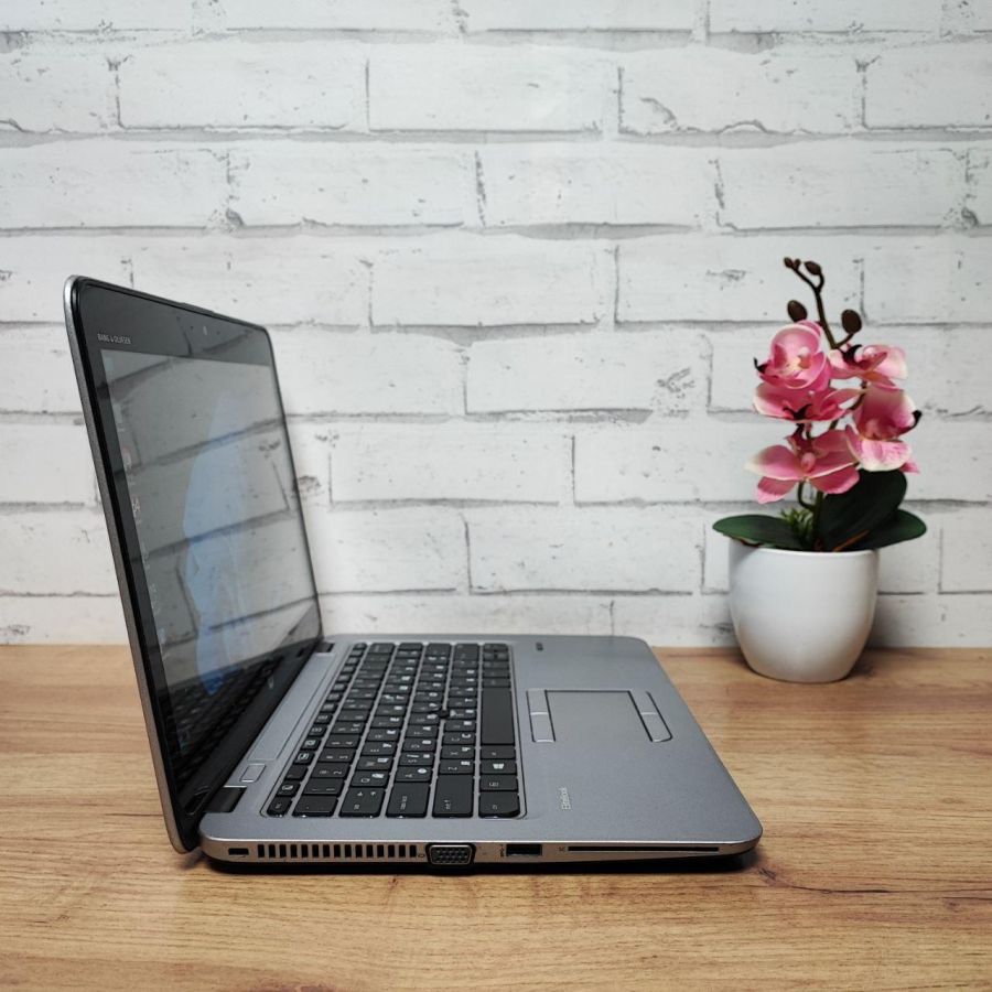Ноутбук Б/В HP EliteBook 820 G3, Intel Core i5-6300U, DDR4 8 GB, SSD 128GB, 12" Full HD Сенсор