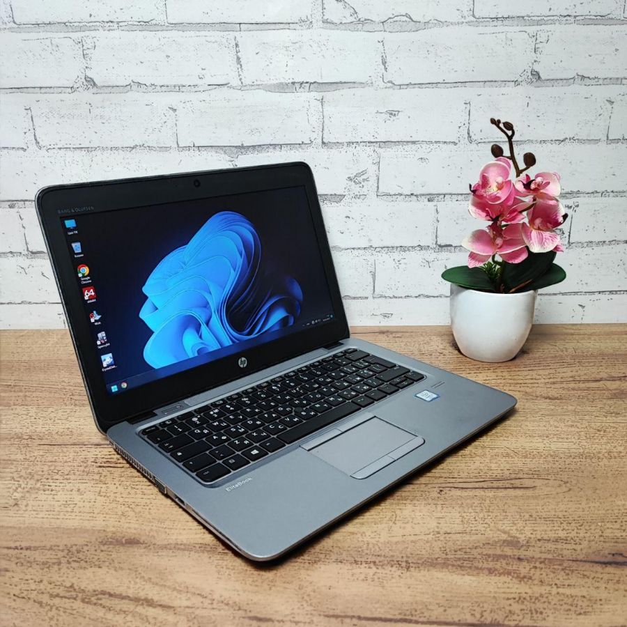 Ноутбук Б/В HP EliteBook 820 G3, Intel Core i3-6100U, DDR4 8 GB, SSD 128GB, 12" HD