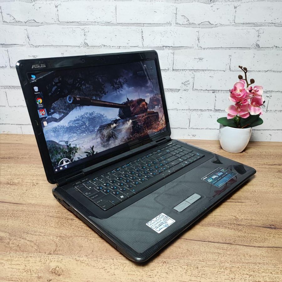 Ноутбук Б/В ASUS K70IJ, Intel Pentium T4400, DDR2 4 GB, SSD 128GB, Intel Mobile 4, 17.3"