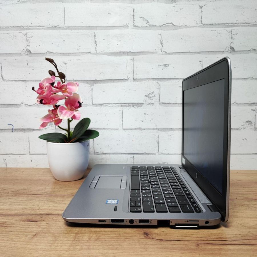 Уцінка! Ноутбук Б/В HP EliteBook 820 G3, Intel Core i5-6300U, DDR4 8 GB, SSD 128GB, 12" HD