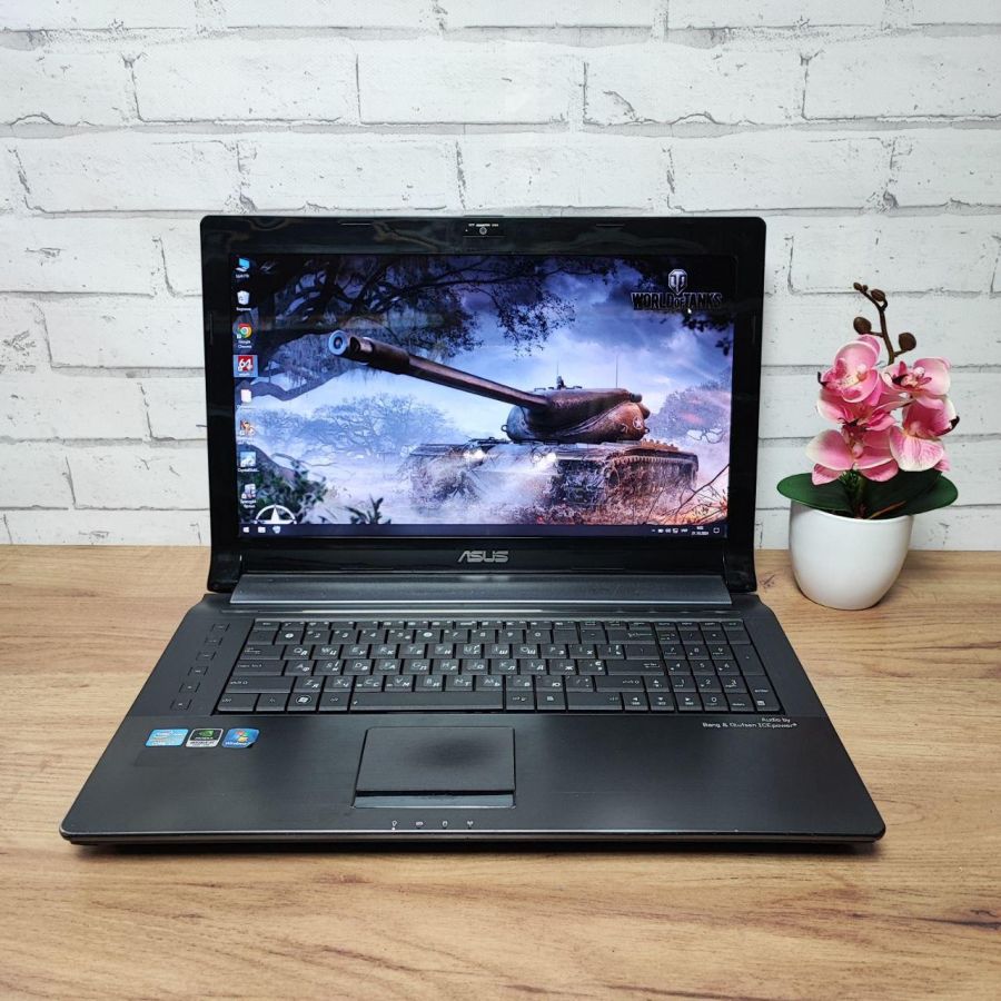 Уцінка! Ноутбук Б/В ASUS N73S, Intel Core i7-2670QM, DDR3 8 GB, SSD 256GB + HDD 320GB, NVIDIA GeForce GT 630M 2Gb, 17"