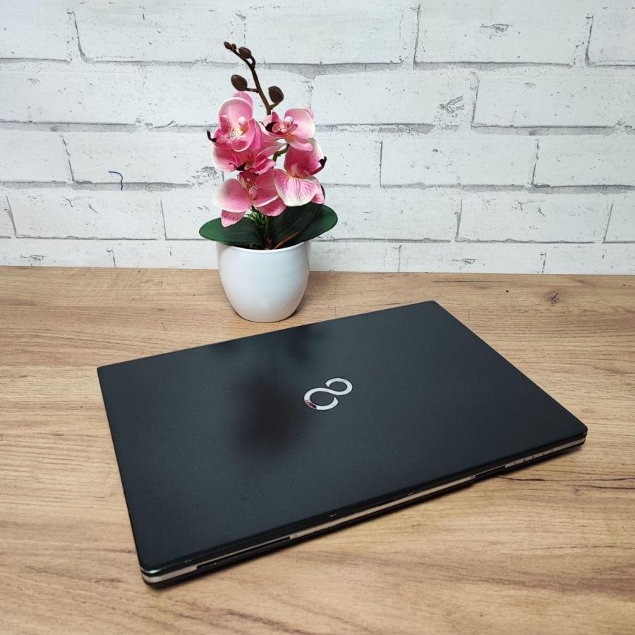 Уцінка! Ноутбук Б/В Fujitsu S936, Intel Core i5-6300U, DDR4 4 GB, SSD 128GB, 13" (2560x1440) Сенсор