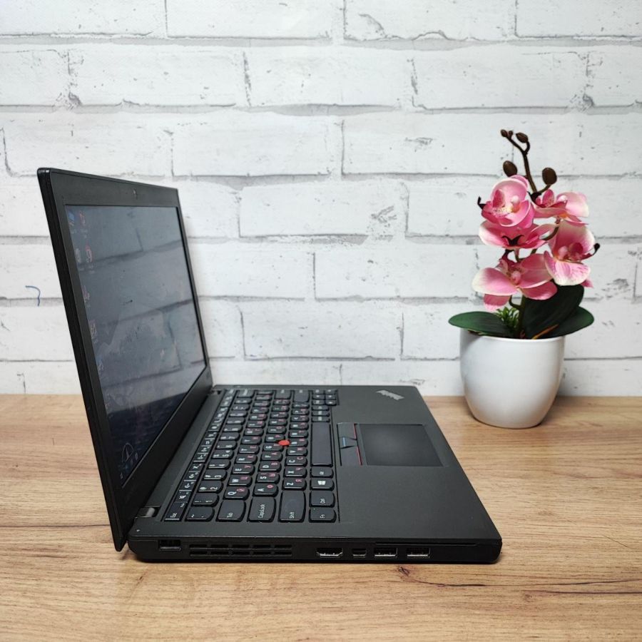 Уцінка! Ноутбук Б/В Lenovo X260, Intel Core i5-6300U, DDR4 8 GB, SSD 256GB, 12.5" HD